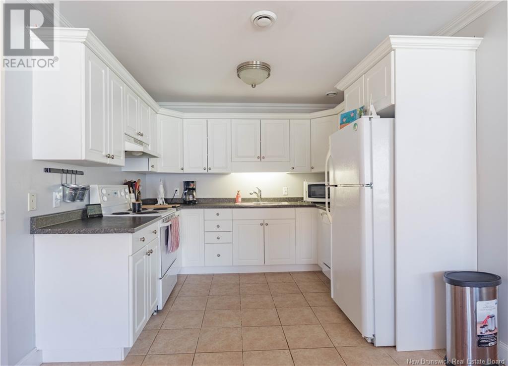 36 Brown Boulevard Unit# 2b, Fredericton, New Brunswick  E3A 0E4 - Photo 12 - NB119209