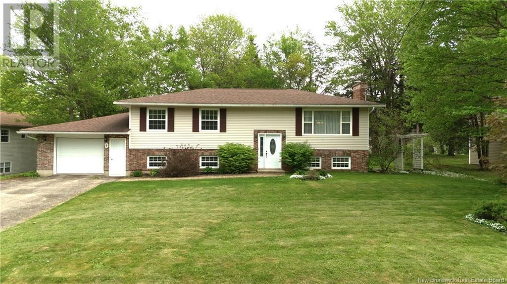 9 Sinclair Lane, New Maryland, New Brunswick  E3C 1J2 - Photo 1 - NB119720