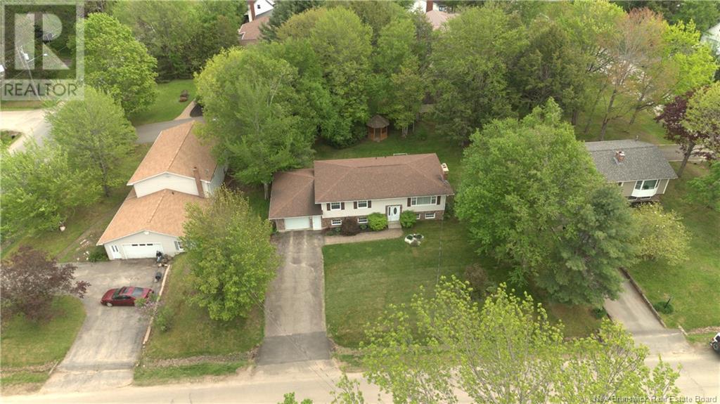 9 Sinclair Lane, New Maryland, New Brunswick  E3C 1J2 - Photo 3 - NB119720