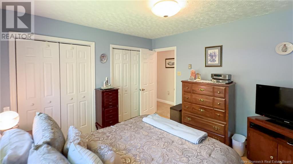 18 Burnett Drive, Hanwell, New Brunswick  E3C 2H9 - Photo 16 - NB119843