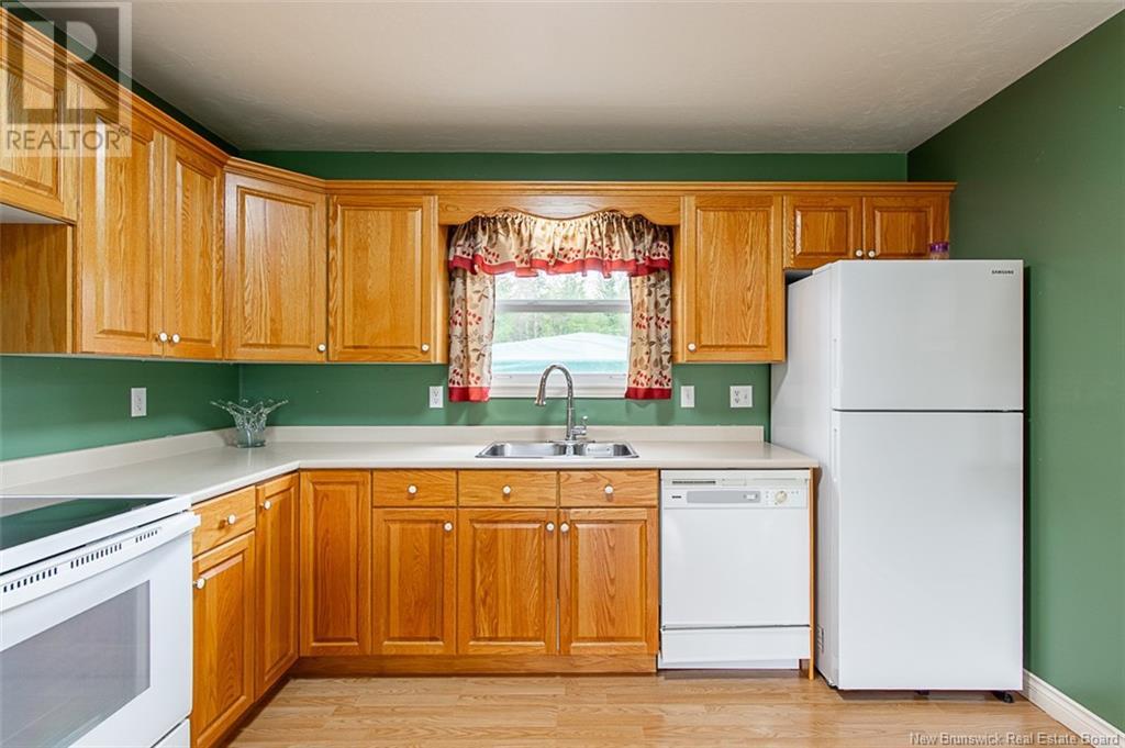 387 Allee De L'ecole, Grande-Digue, New Brunswick  E4R 3S3 - Photo 16 - NB119525