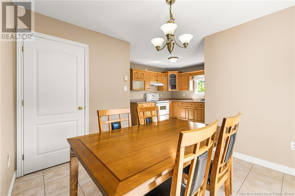 300 Normandie Street, Dieppe, New Brunswick  E1A 1L7 - Photo 11 - NB118604