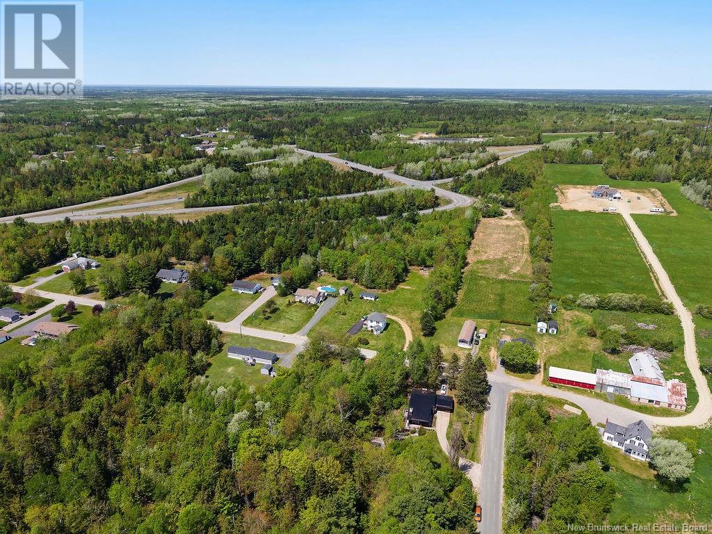 142 Century Drive, Miramichi, New Brunswick  E1V 7A4 - Photo 38 - NB119732