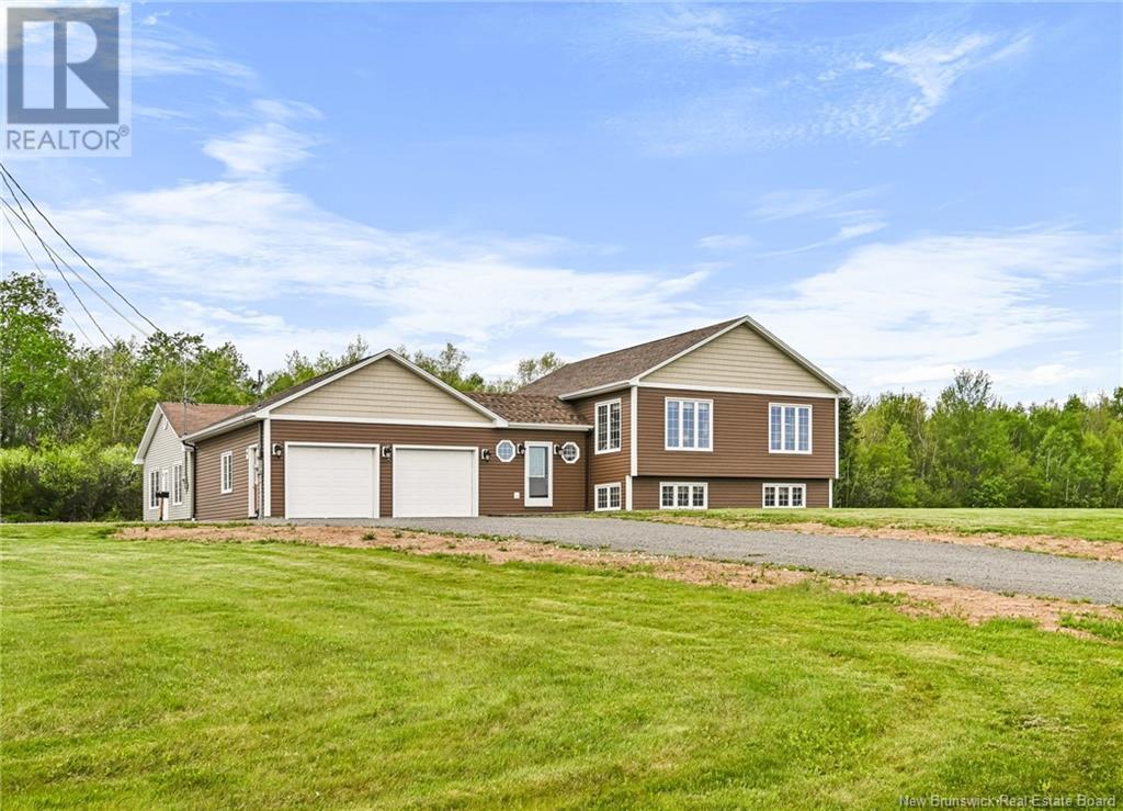 25 Leger Crescent, Saint-Grégoire, New Brunswick