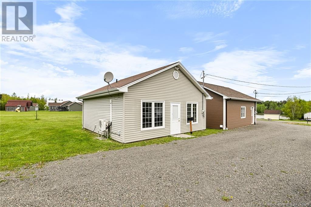 25 Leger Crescent, Saint-Grégoire, New Brunswick  E4V 2N7 - Photo 21 - NB119360