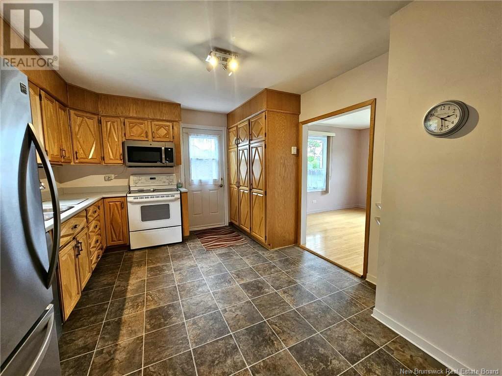 589 Patterson, Bathurst, New Brunswick  E2A 1Z9 - Photo 16 - NB119825
