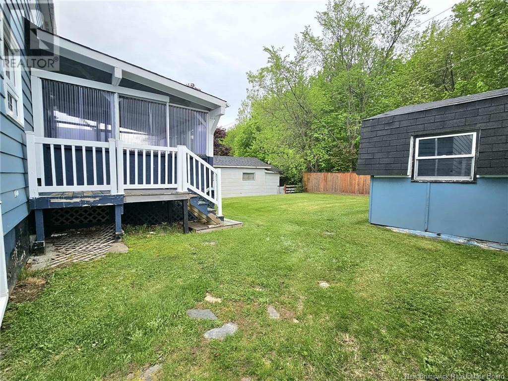 589 Patterson, Bathurst, New Brunswick  E2A 1Z9 - Photo 6 - NB119825