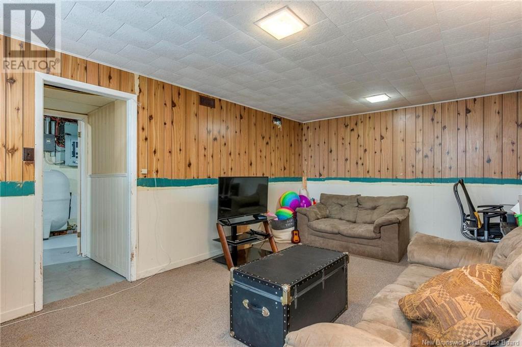 698 Bonner Place, Saint John, New Brunswick  E2M 2K9 - Photo 31 - NB119755