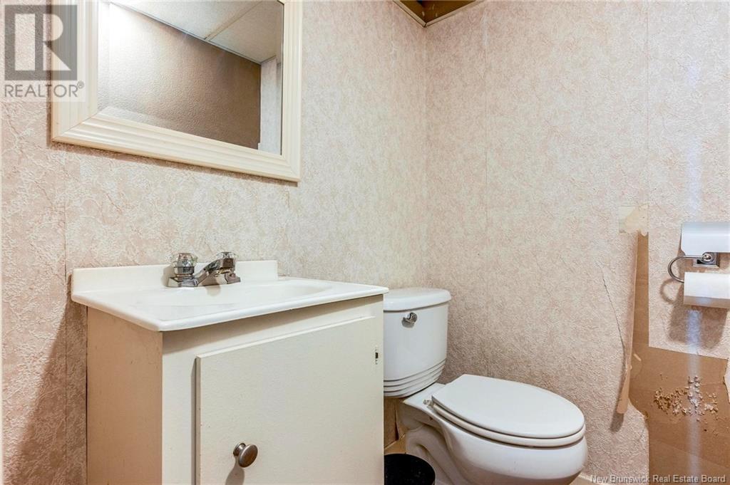 698 Bonner Place, Saint John, New Brunswick  E2M 2K9 - Photo 36 - NB119755