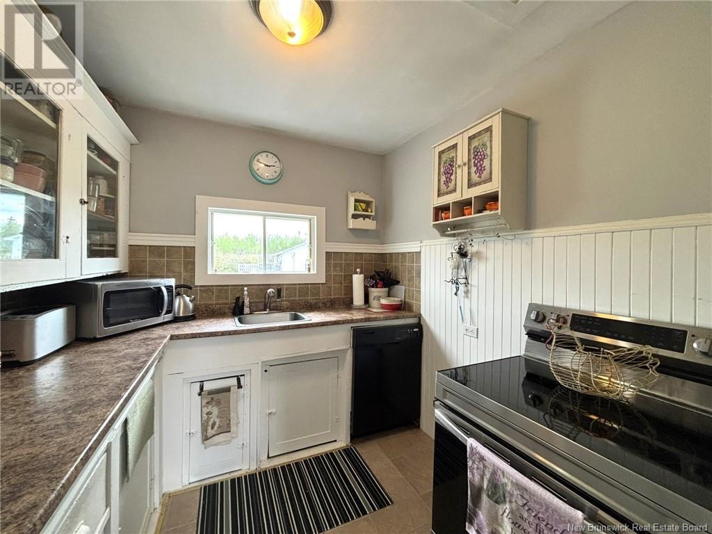 14 Middleton Road, Grand Manan, New Brunswick  E5G 3C8 - Photo 4 - NB119887