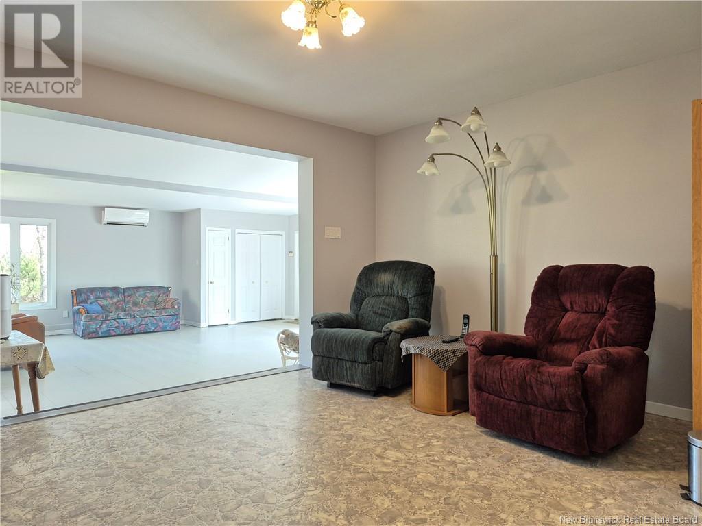 619 Rue De La Baie, Beresford, New Brunswick  E8K 1X3 - Photo 25 - NB119634