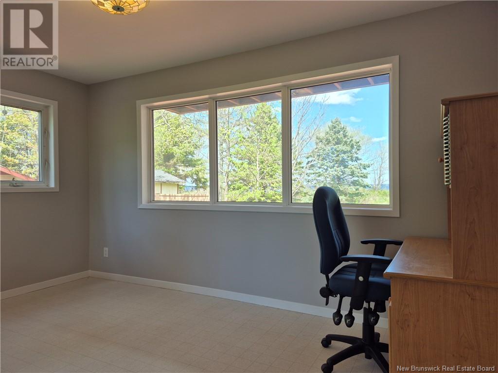 619 Rue De La Baie, Beresford, New Brunswick  E8K 1X3 - Photo 28 - NB119634