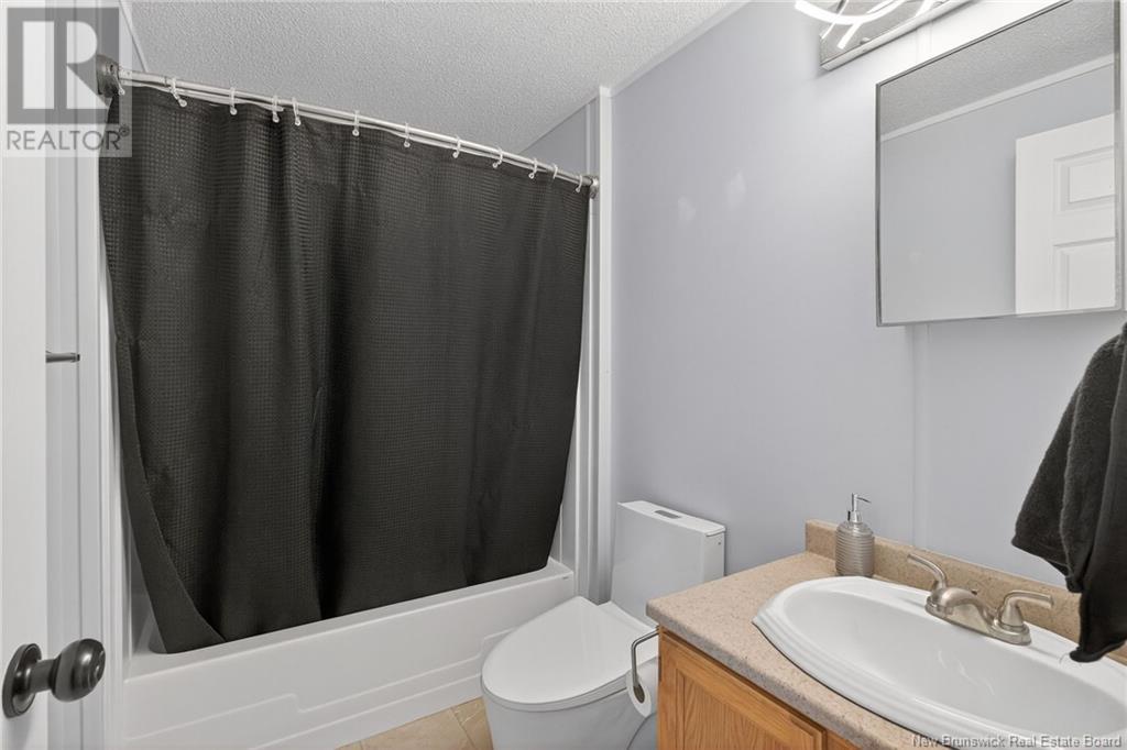 160 Nepisiguit Drive, Dieppe, New Brunswick  E1A 7N1 - Photo 22 - NB119896