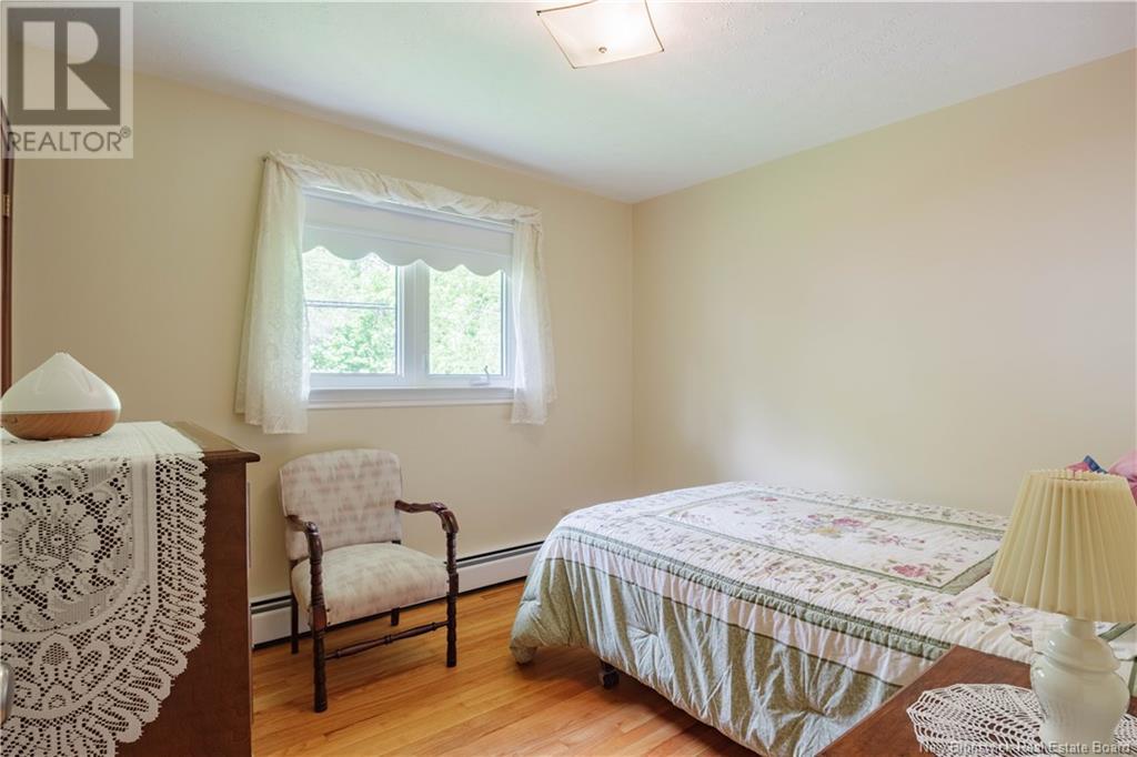 1043 York Street, Fredericton, New Brunswick  E3B 3S4 - Photo 18 - NB119892
