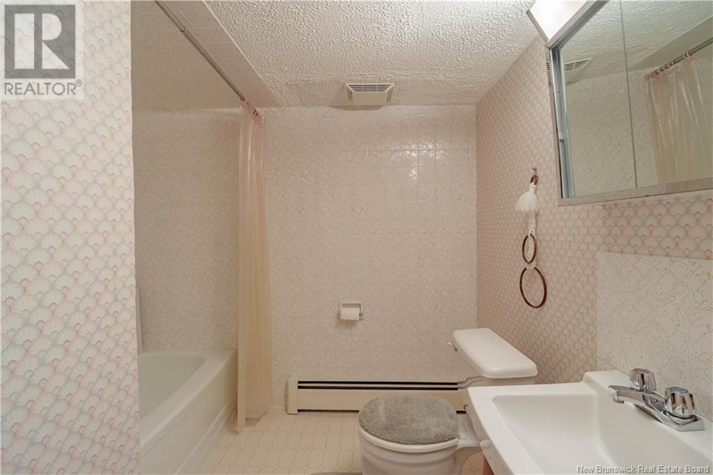 1043 York Street, Fredericton, New Brunswick  E3B 3S4 - Photo 26 - NB119892