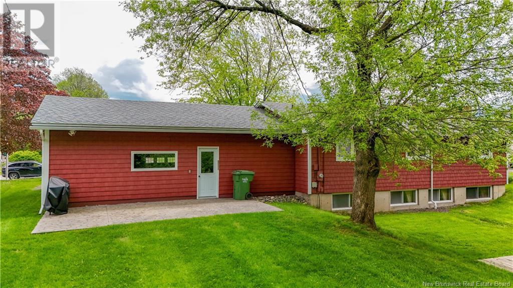 1043 York Street, Fredericton, New Brunswick  E3B 3S4 - Photo 37 - NB119892