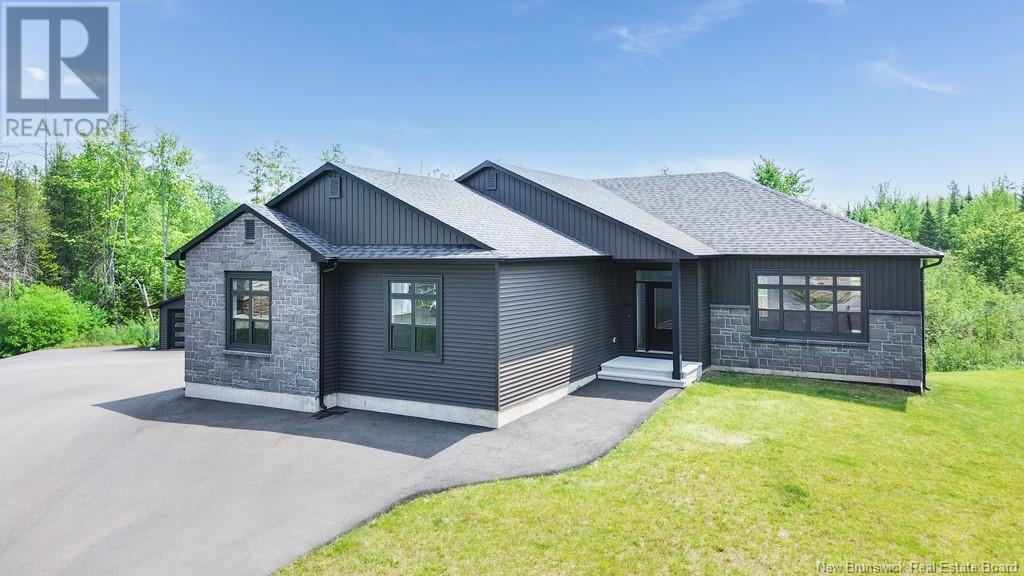 24 Steacy Court, Oromocto, New Brunswick  E2V 0L8 - Photo 3 - NB119852
