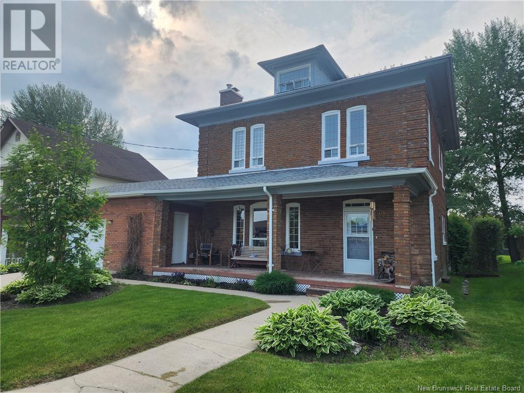 22 Cyr Street, Saint-Léonard, New Brunswick