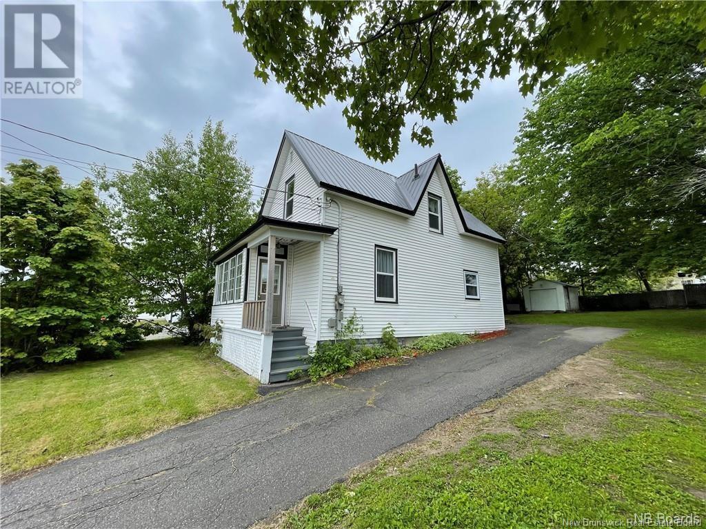 519 King George Way, Miramichi, New Brunswick  E1V 1M9 - Photo 2 - NB119875