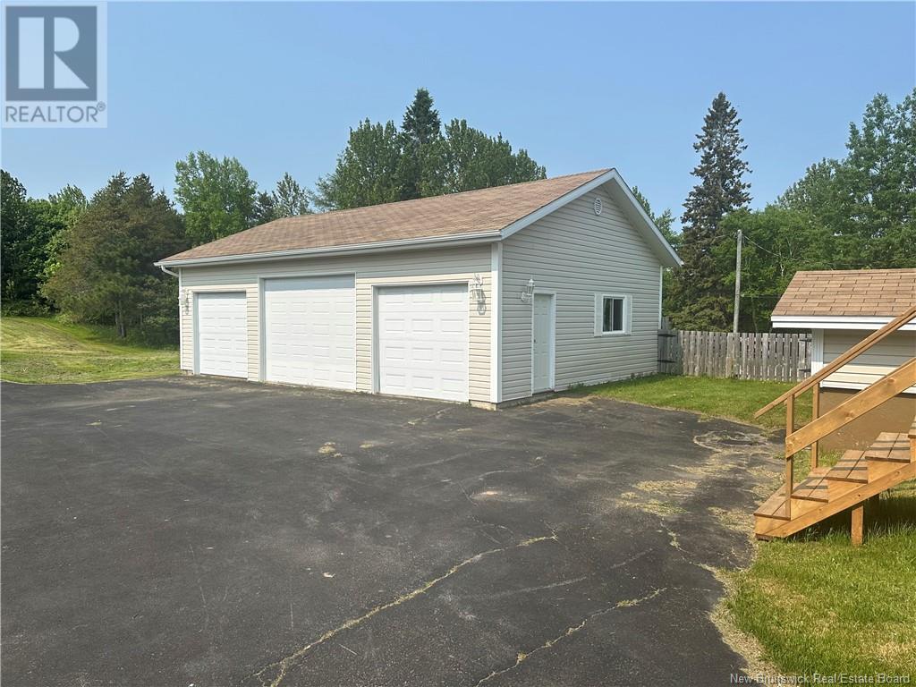 326 Chaleur Street, Charlo, New Brunswick  E8E 2G2 - Photo 45 - NB119867