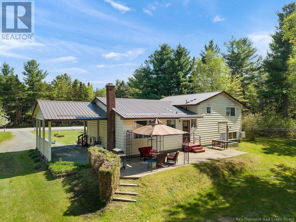 1181 Wellington Street, Miramichi, New Brunswick  E1N 4N7 - Photo 37 - NB119431