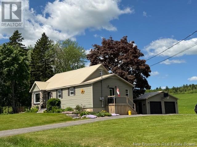 25 Old Post Road, Petitcodiac, New Brunswick  E4Z 4M9 - Photo 2 - NB119942