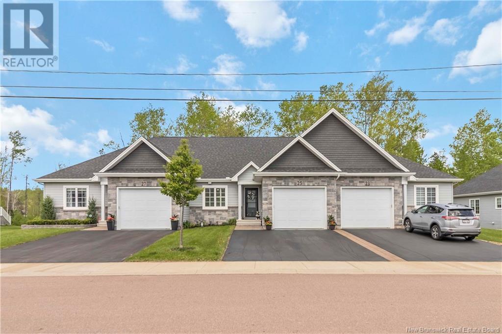 25 Delpech Court, Moncton, New Brunswick  E1G 1X7 - Photo 1 - NB119828