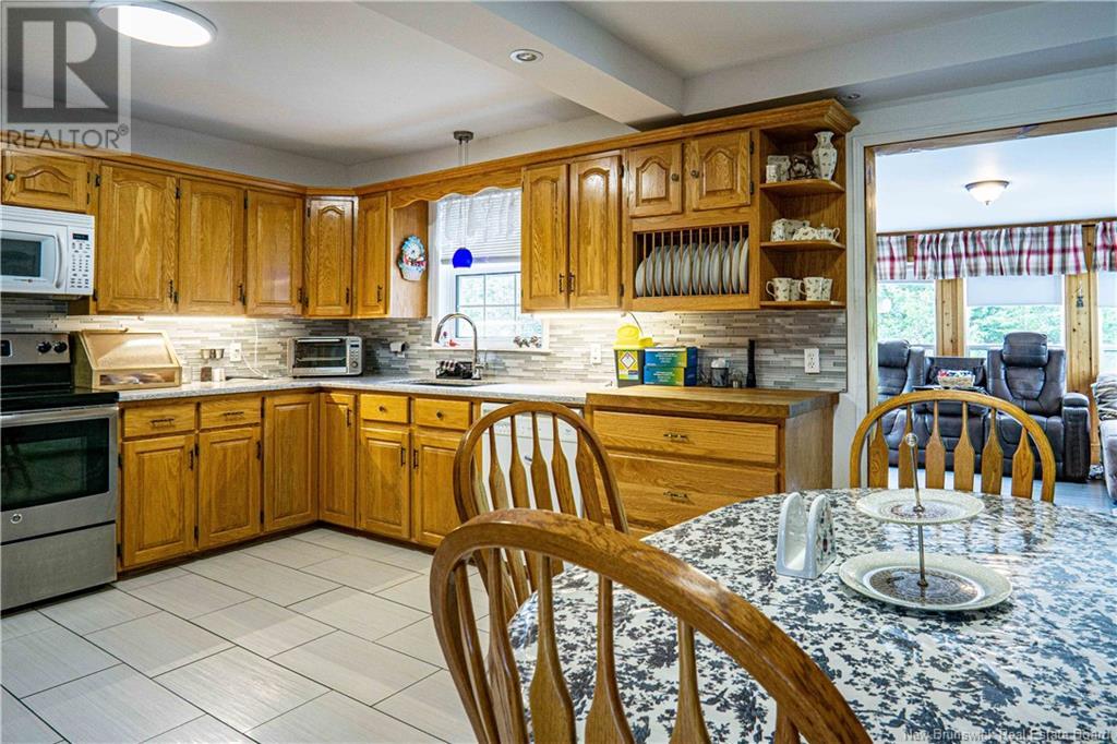 10 Alexander Street, Burton, New Brunswick  E2V 3A9 - Photo 7 - NB119795
