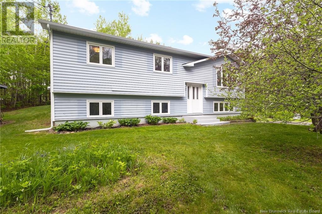 116 Fawn Crescent, Hanwell, New Brunswick  E3E 1B5 - Photo 2 - NB119917