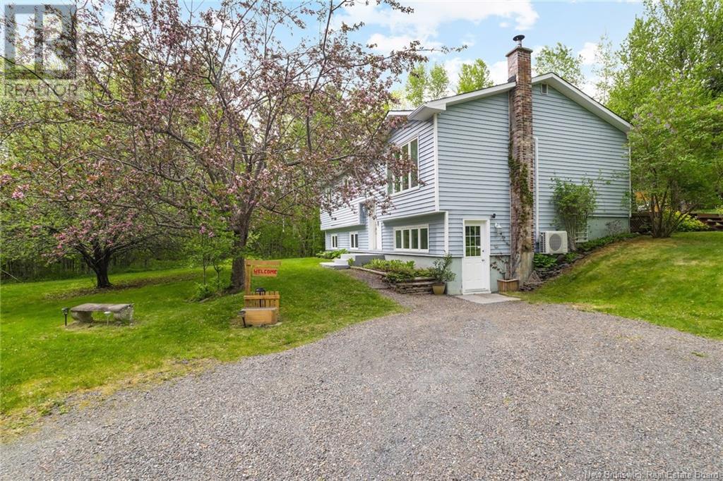 116 Fawn Crescent, Hanwell, New Brunswick  E3E 1B5 - Photo 3 - NB119917