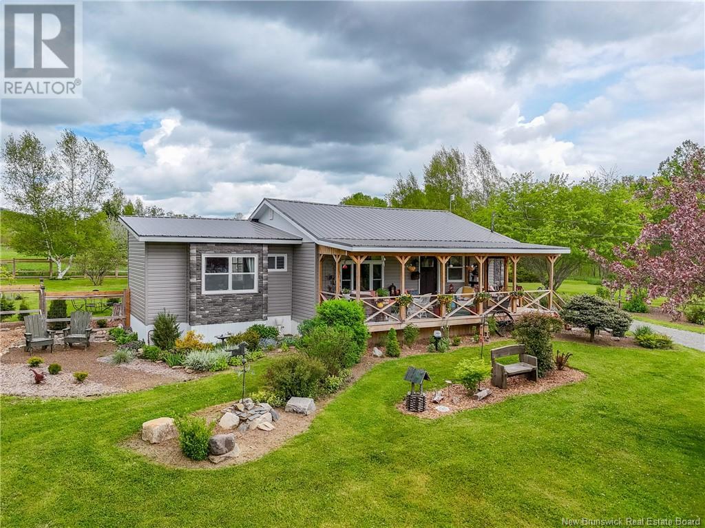 1372 Route 105, Southampton, New Brunswick