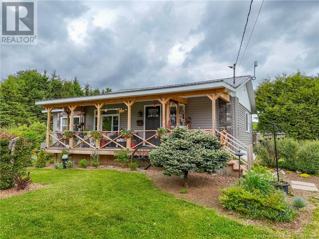 1372 Route 105, Southampton, New Brunswick  E6G 1L8 - Photo 2 - NB119884