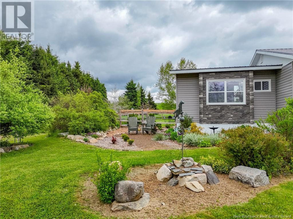 1372 Route 105, Southampton, New Brunswick  E6G 1L8 - Photo 32 - NB119884
