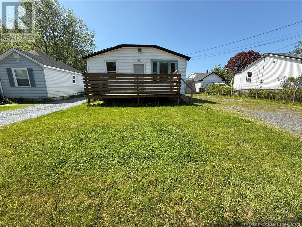 20 Holland Street, Saint John, New Brunswick  E2H 1Z3 - Photo 1 - NB119921