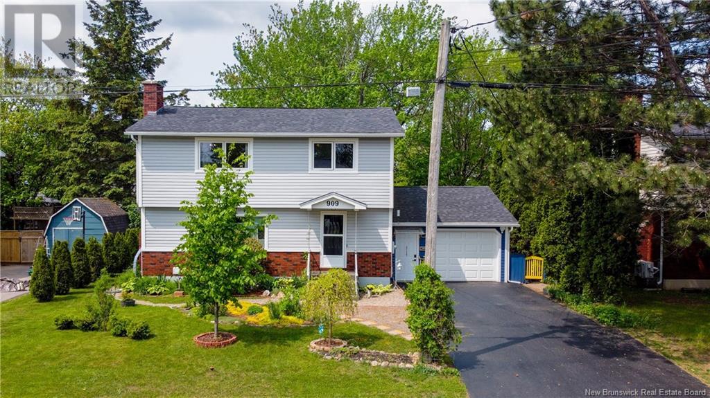 909 Montgomery Avenue, Riverview, New Brunswick