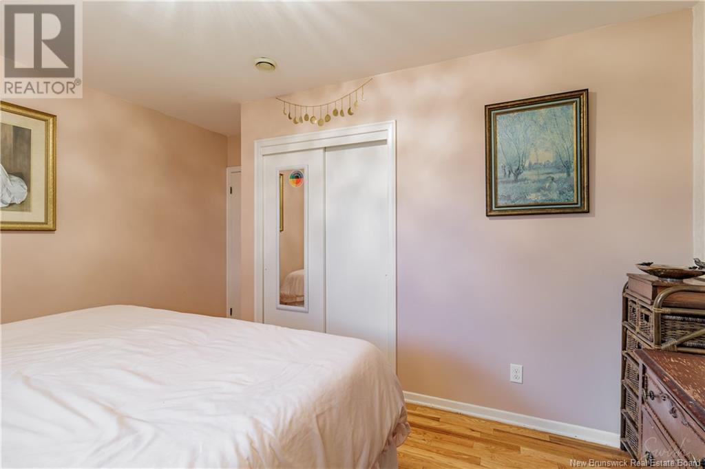 225 Massey Street, Fredericton, New Brunswick  E3B 2Z5 - Photo 11 - NB118923