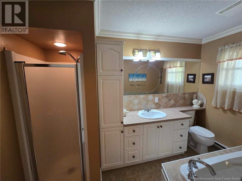 465 Varrily Street, Bathurst, New Brunswick  E2A 2P2 - Photo 33 - NB119986
