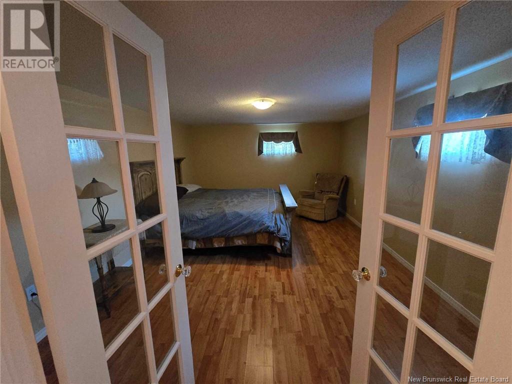 465 Varrily Street, Bathurst, New Brunswick  E2A 2P2 - Photo 38 - NB119986
