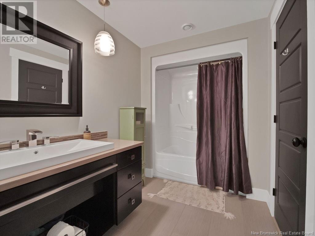 189 Larochelle, Dieppe, New Brunswick  E1A 0Z8 - Photo 32 - NB119910
