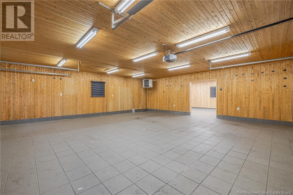 653 Rue Principale, Beresford, New Brunswick  E8K 3X5 - Photo 44 - NB119981