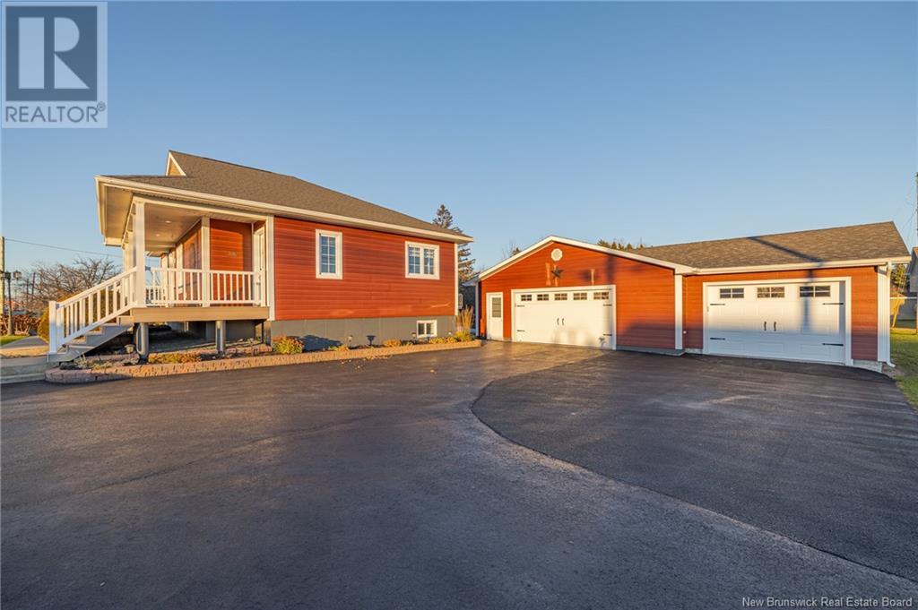 653 Rue Principale, Beresford, New Brunswick  E8K 3X5 - Photo 5 - NB119981