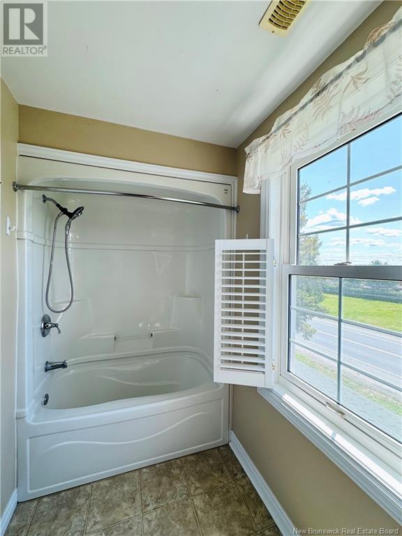 1875 King George Hwy, Miramichi, New Brunswick  E1V 5L8 - Photo 22 - NB120011