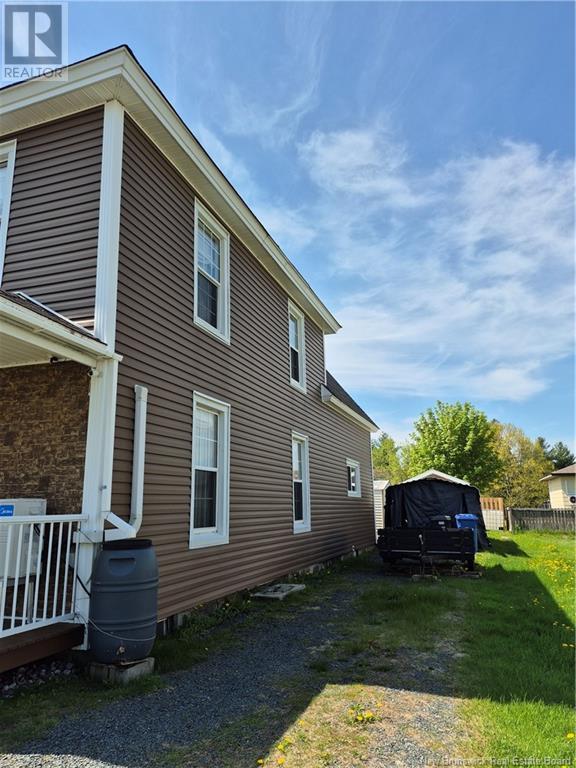 66 John Street, Miramichi, New Brunswick  E1N 2X5 - Photo 4 - NB119905