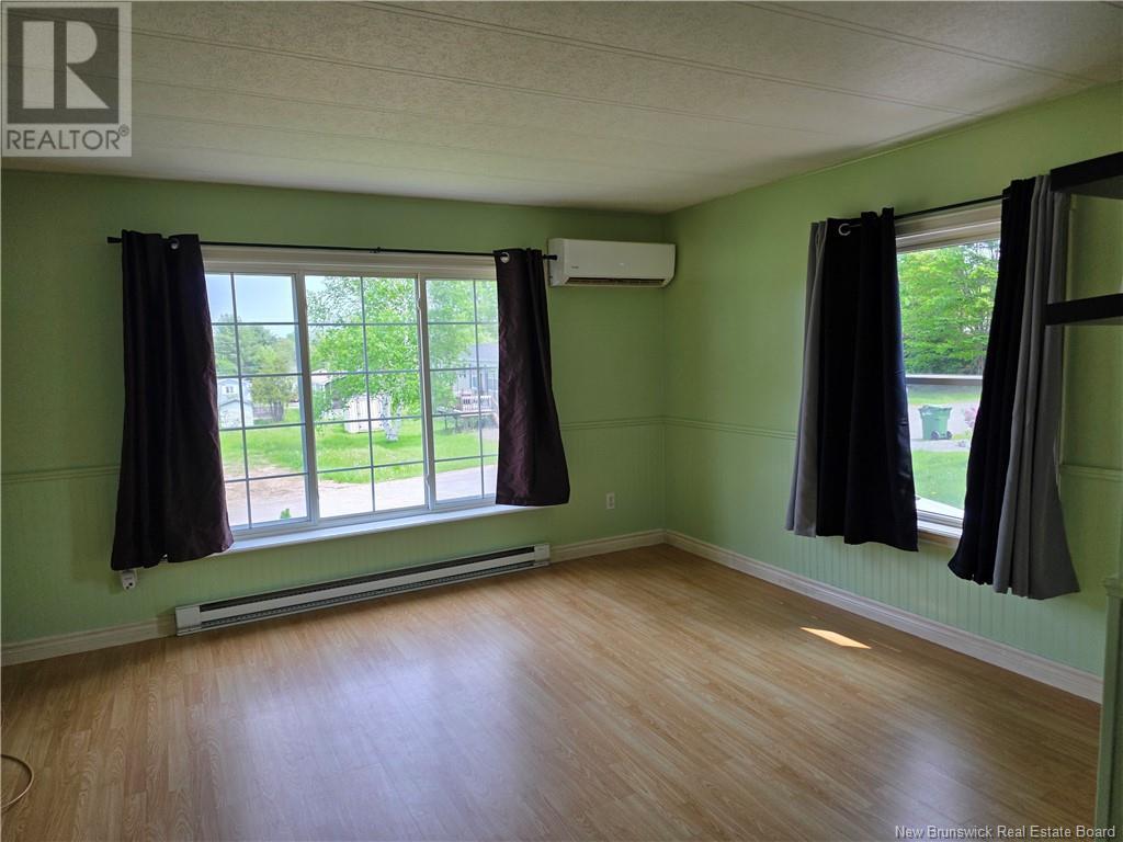 15 Leslee Drive, Lincoln, New Brunswick  E3B 6W7 - Photo 8 - NB120010