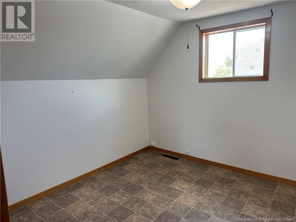 255 Basin Street, Grand-Sault/grand Falls, New Brunswick  E3Z 2J2 - Photo 16 - NB119904
