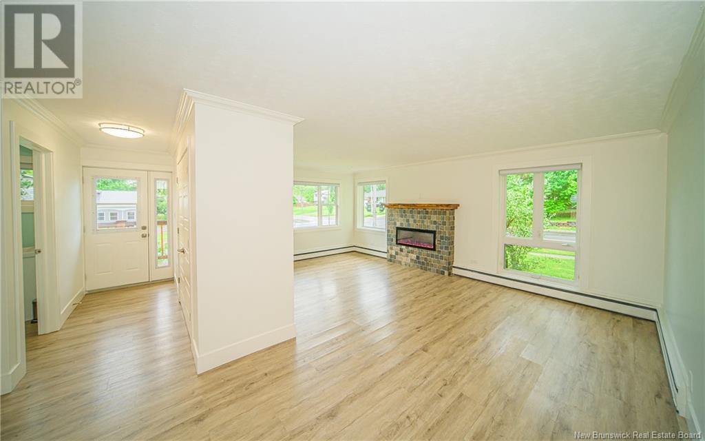 897 York Street, Fredericton, New Brunswick  E3B 3R9 - Photo 12 - NB119977
