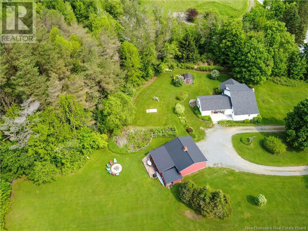 124 Riverview Drive, Florenceville-Bristol, New Brunswick  E7L 3M3 - Photo 2 - NB119213