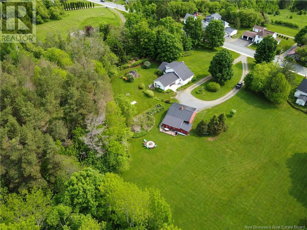 124 Riverview Drive, Florenceville-Bristol, New Brunswick  E7L 3M3 - Photo 3 - NB119213