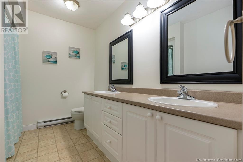 10 Melrose Avenue, New Maryland, New Brunswick  E3C 2R1 - Photo 23 - NB120043