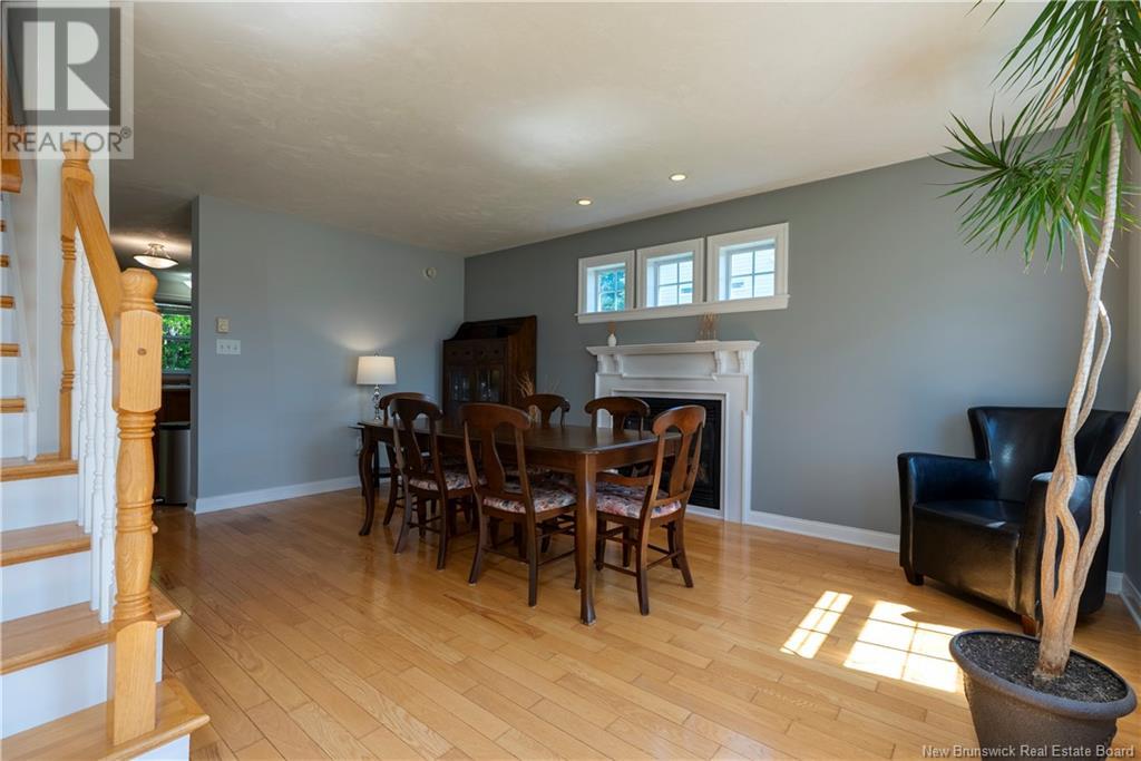 10 Melrose Avenue, New Maryland, New Brunswick  E3C 2R1 - Photo 4 - NB120043